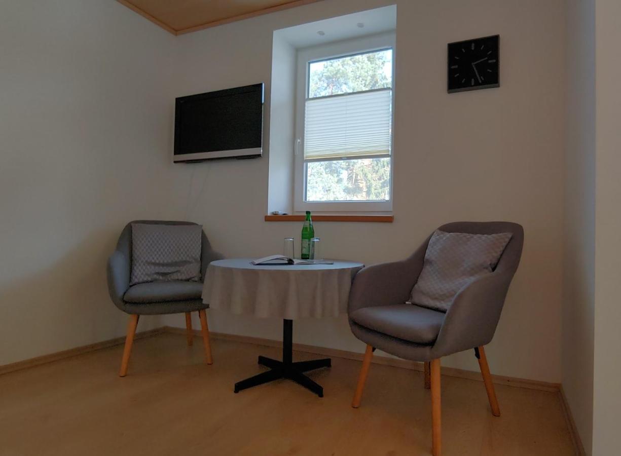 Moderne Ferienwohnungen Am Kurpark - Zentral, Ruhig & Nah Am Edersee Bad Wildungen Luaran gambar